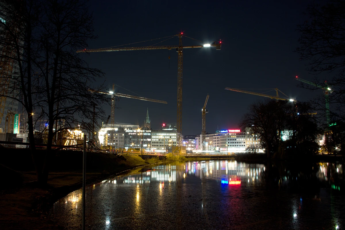 Düsseldorf Hofgarten - Jan Wellen Platz